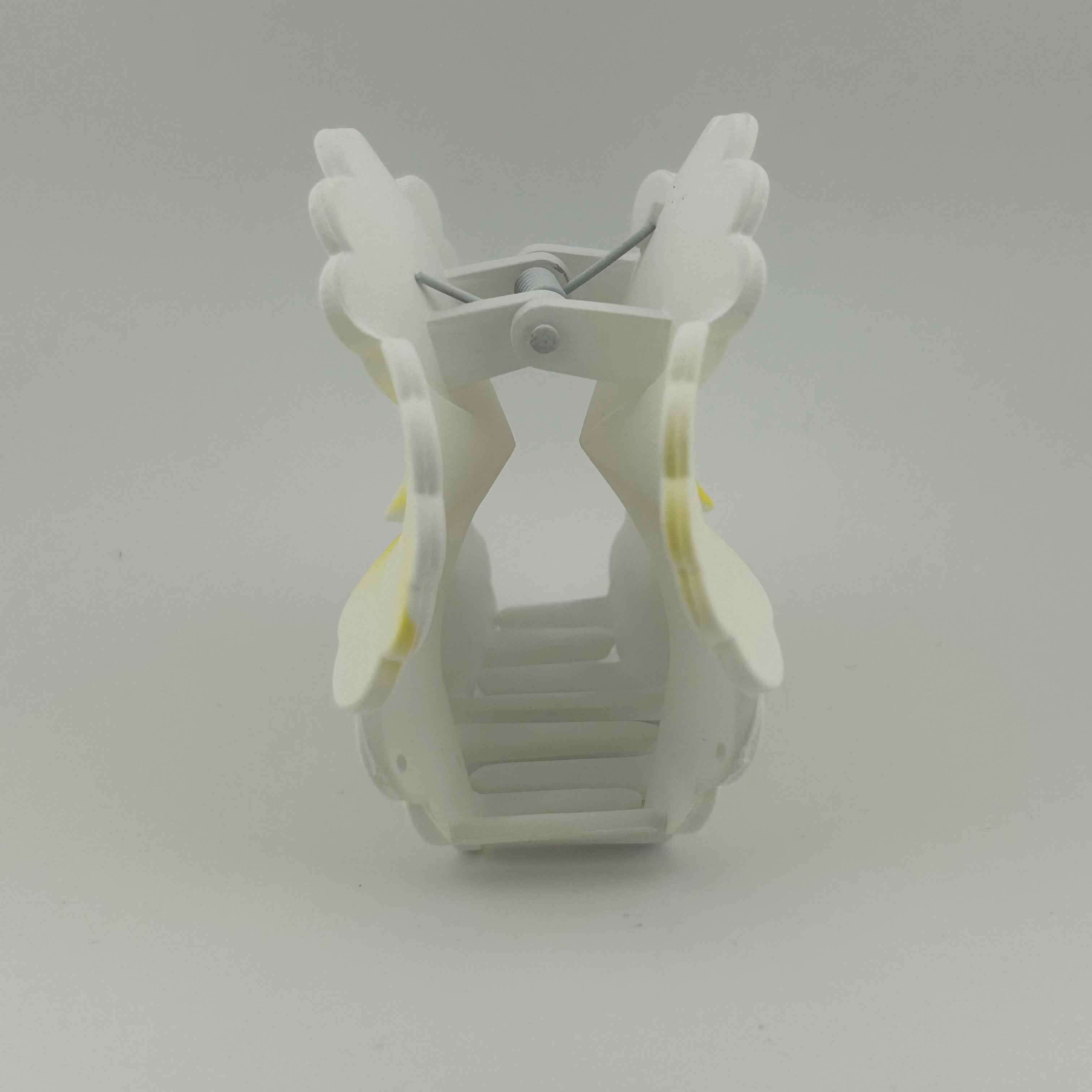 Hibiscus Hair Clip - Large: White/Yellow